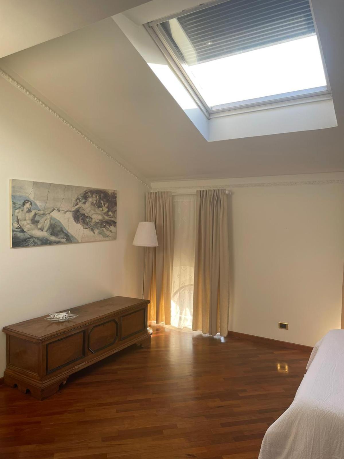 Apartamento Civico 16 Chiaravalle Marche Exterior foto